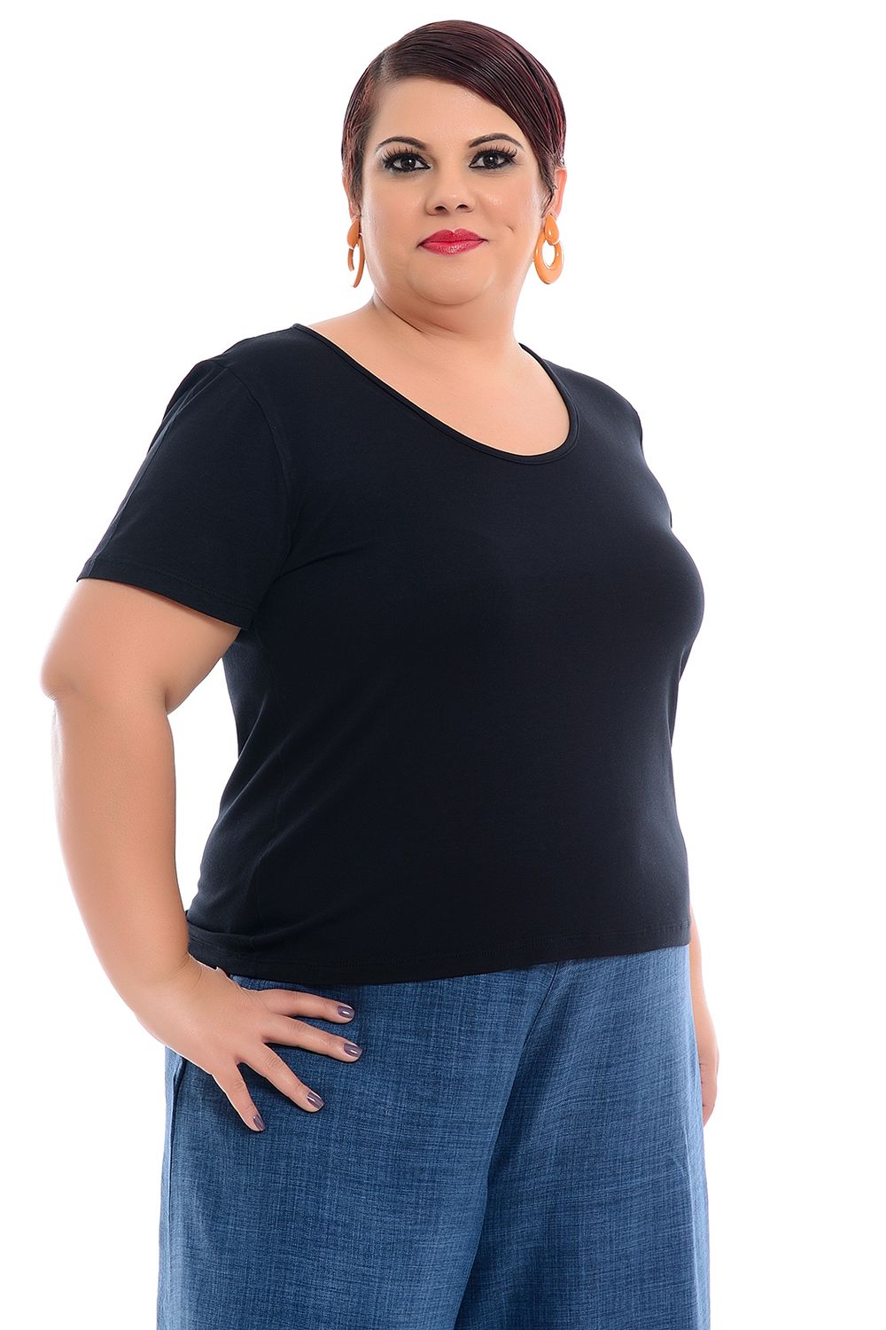 Camisa Preta Plus Size Feminina Blusa Básica Baby Look Preta Plus Size - Chic e Elegante