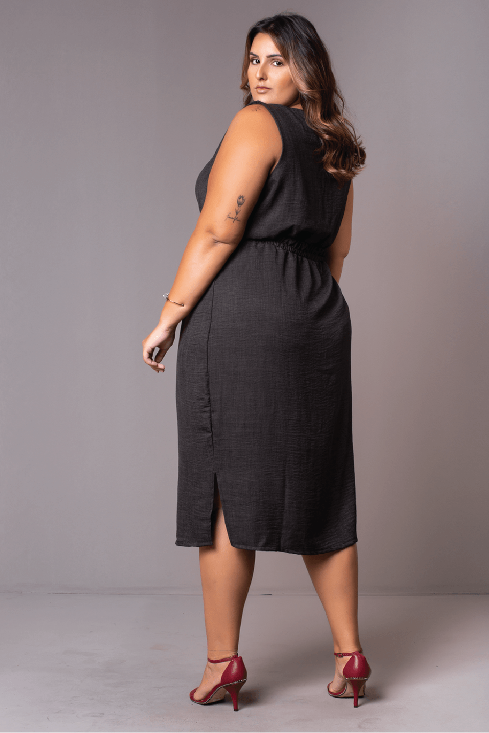 Plus size sheath deals dress