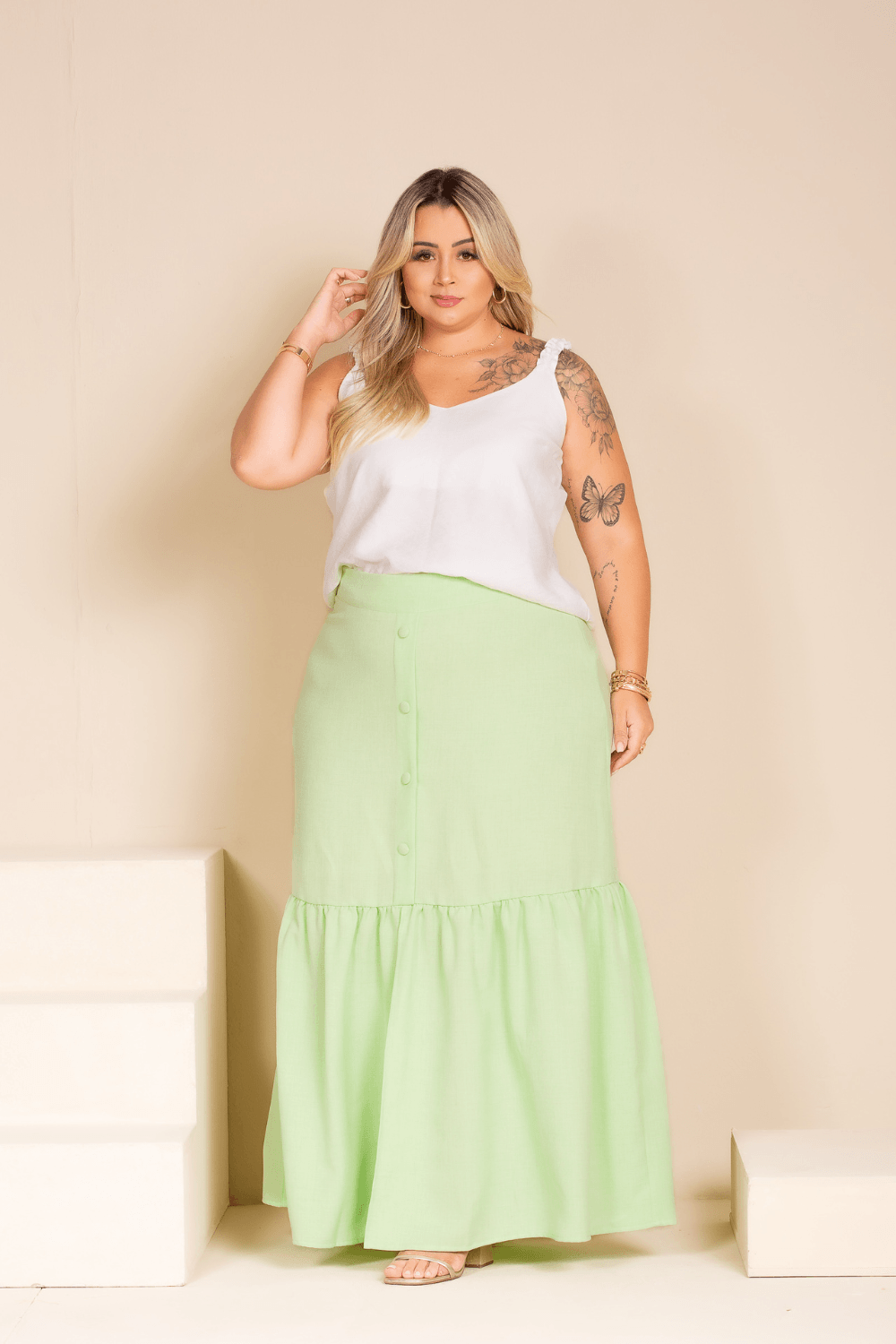 Saia longa deals para plus size