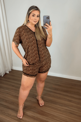 Pijama-Domenica-Manga-Curta-Plus-Size-ONCA-MARROM