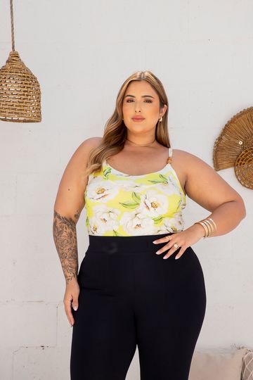 Regata-Fiorella-Com-Contas-Plus-Size-FUNDO-LIMA-COM-FLORES Regata-Fiorella-Com-Contas-Plus-Size-FUNDO-LIMA-COM-FLORES