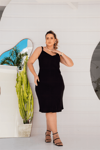 Vestido-Reto-Viscose-Pamela-Plus-Size-PRETO